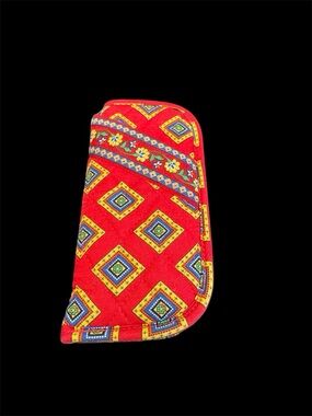 Retired Vera Bradley eyeglass case Villa Red pattern Used